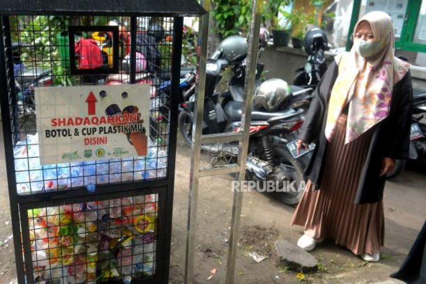 Sedekah Sampah Dari Kampung Brajan Mosaic Indonesia