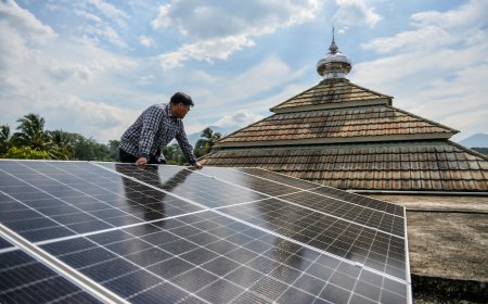 Sedekah Energi light up mosque in Garut