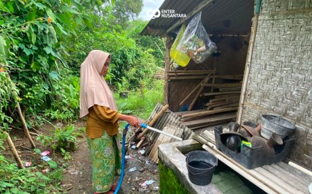 Perjuangan Inaq Memenangkan Transisi Energi dan Air Bersih