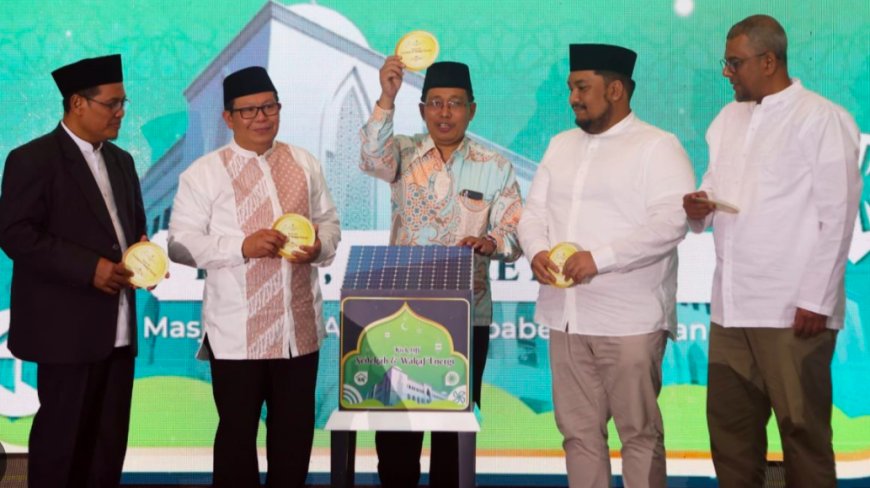 Nyala Ramadhan, MOSAIC-YPI Al Azhar Bersinergi dengan Wakaf-Sedekah Energi
